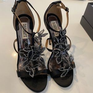 Badgley Mischka Renita Mesh Flower Heels sz 6.5